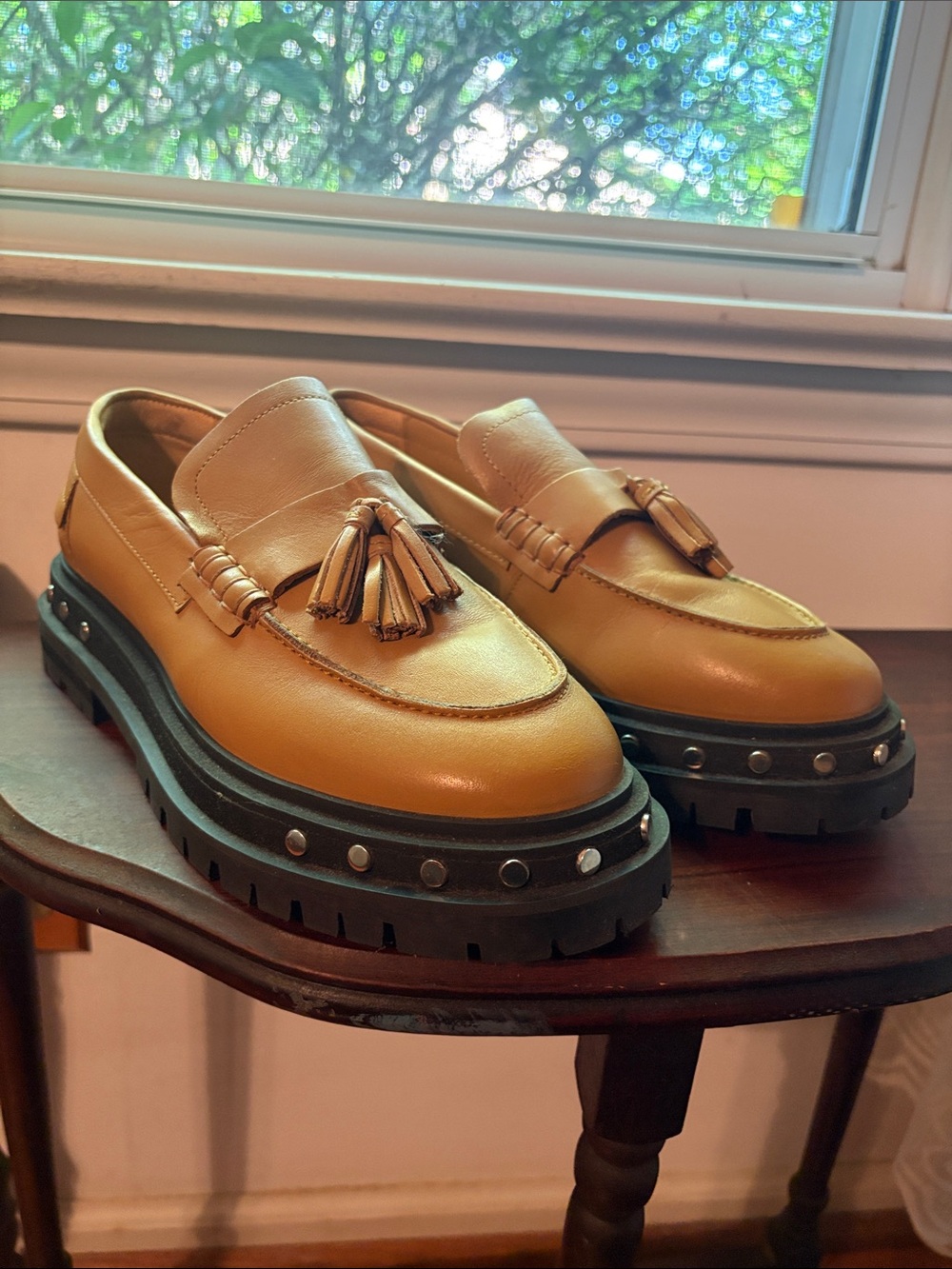 Free People: Teagan Tassel Loafer size 9